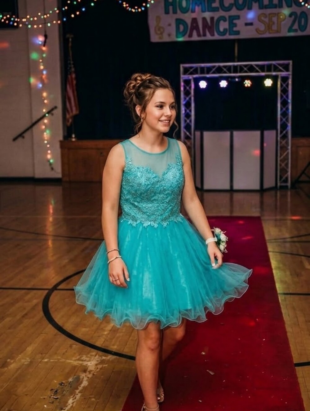 HOMECOMING Sleeveless Teal Lace & Tulle Homecoming Dress